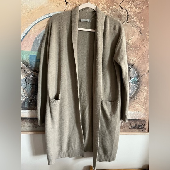 VINCE - 100 % Cashmere Raglan Sleeve Cardigan - very soft - Small - Picture 3 of 16